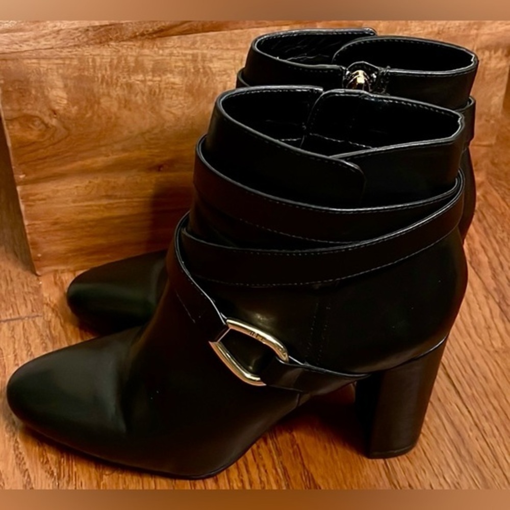 Lauren Ralph Lauren Addington Black Calf Leather Bootie size7.5B